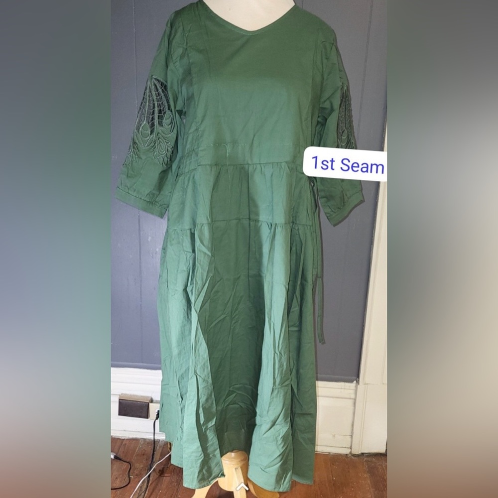 🔹 Solid French Cut Out Embroidered V-Neck Dress - Picture 3 of 13
